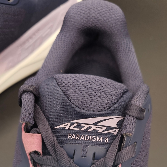 Altra Paradigm 8 - Picture 5 of 6